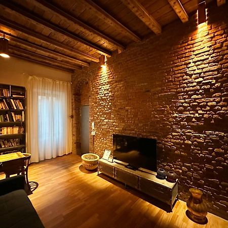 Appartamento First Moon-Emme Loft Milano Esterno foto